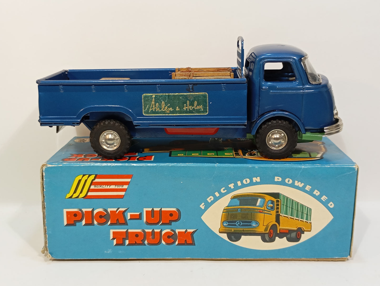 SSS Pickup Truck (Pritsche) Mercedes 319 im Originalkarton (74217)