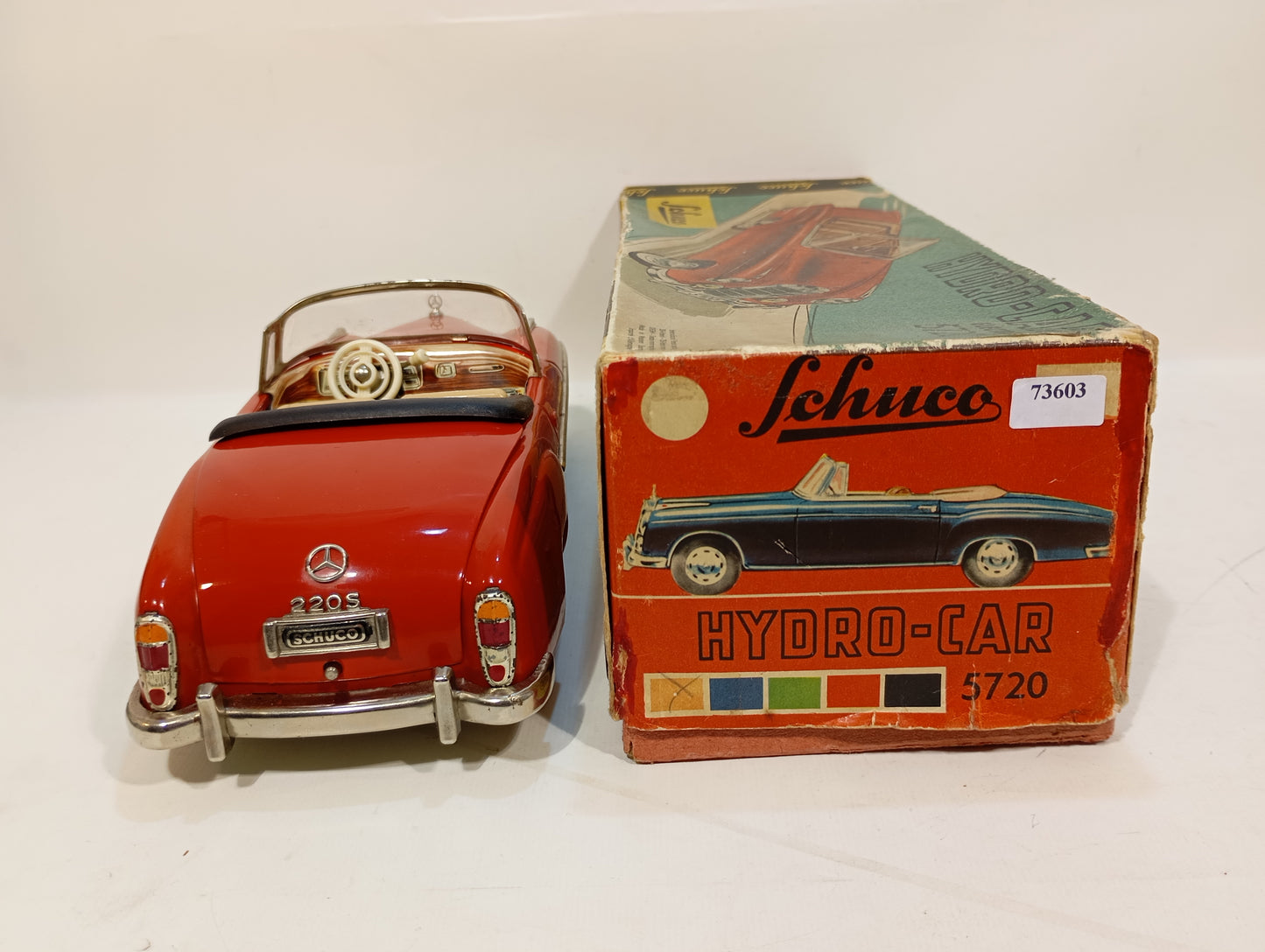 Schuco 5720 Hydro Car 220S Ponton Mercedes nella confezione originale (73603)