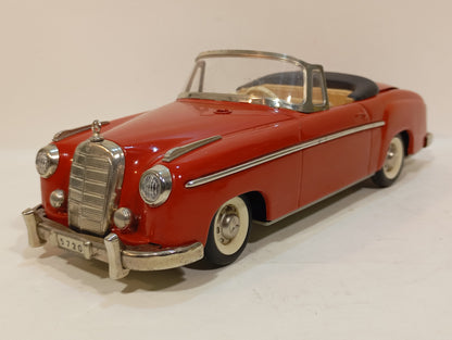 Schuco 5720 Hydro Car 220S Ponton Mercedes nella confezione originale (73603)