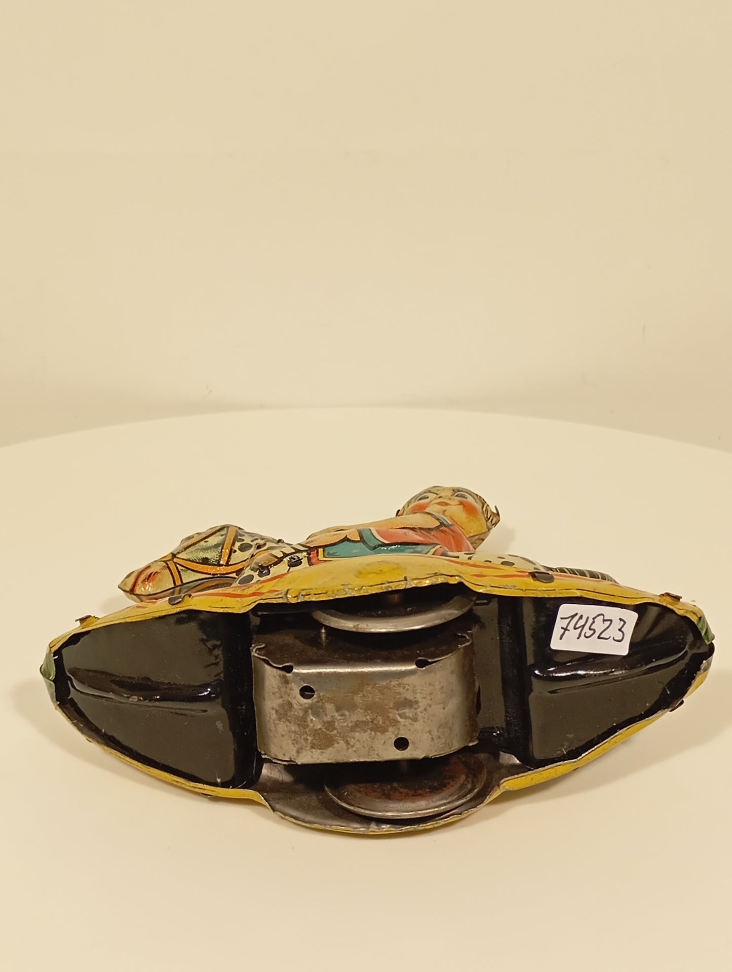 Gely Kind auf Schaukelpferd Nr. 173 (74523)