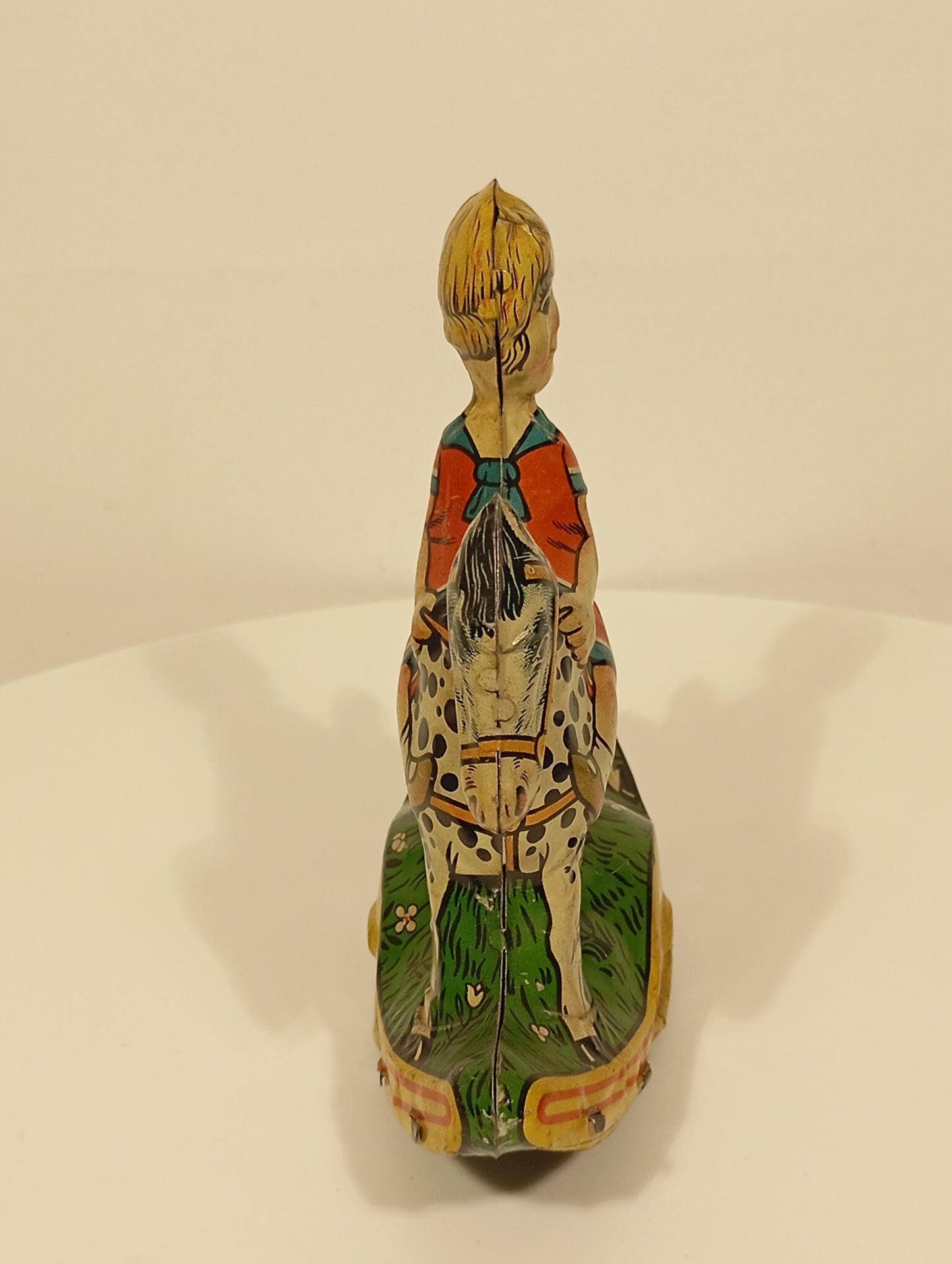 Gely Kind auf Schaukelpferd Nr. 173 (74523)