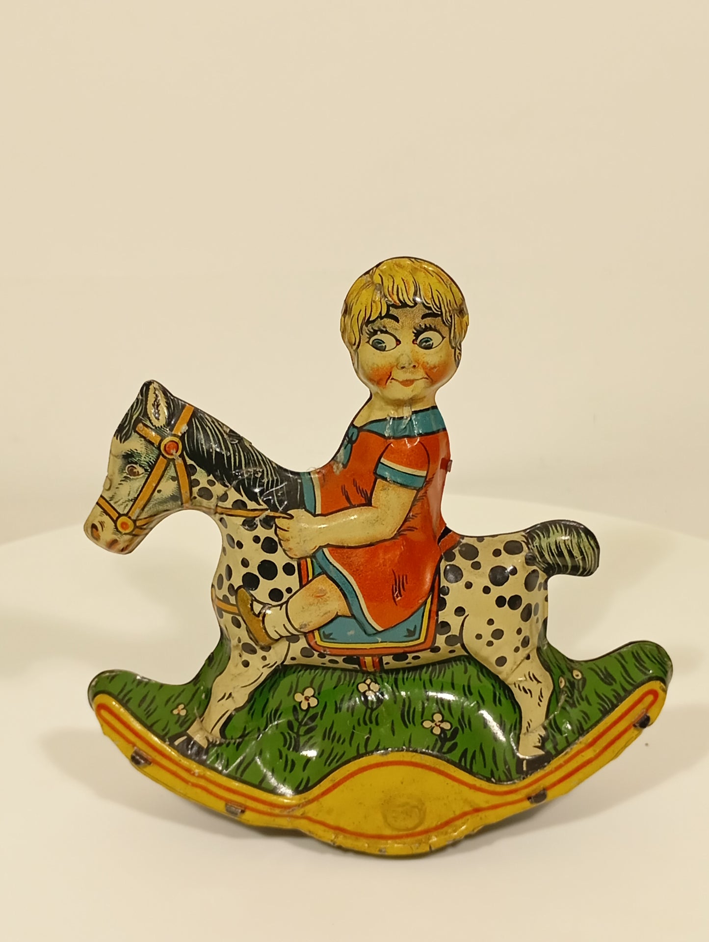 Gely Kind auf Schaukelpferd Nr. 173 (74523)