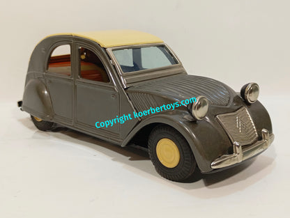 Daiya Citroen 2CV Nummer 196 im Originalkarton