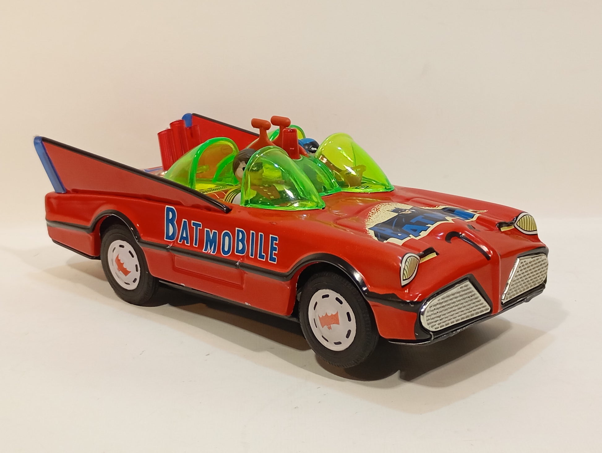 Taiwan Batmobil Nummer 2001 im Originalkarton