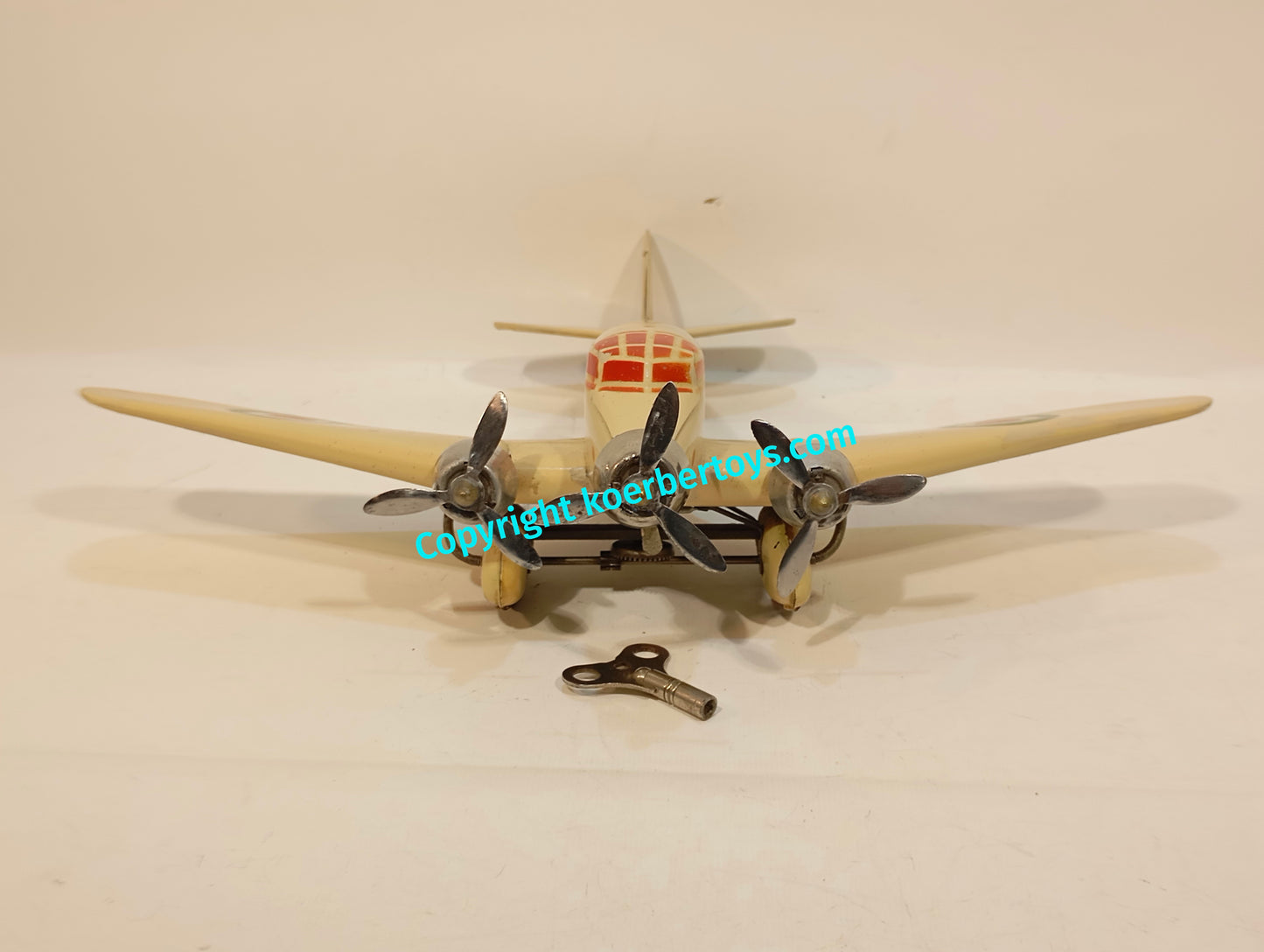 INGAP S81 Propeller Flugzeug aus den 40er Jahren