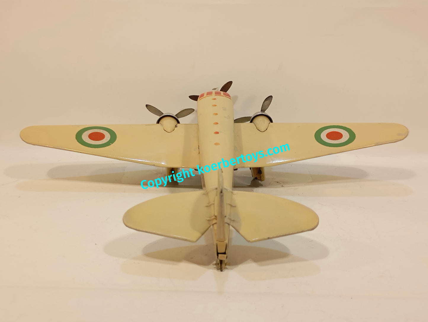 INGAP S81 Propeller Flugzeug aus den 40er Jahren