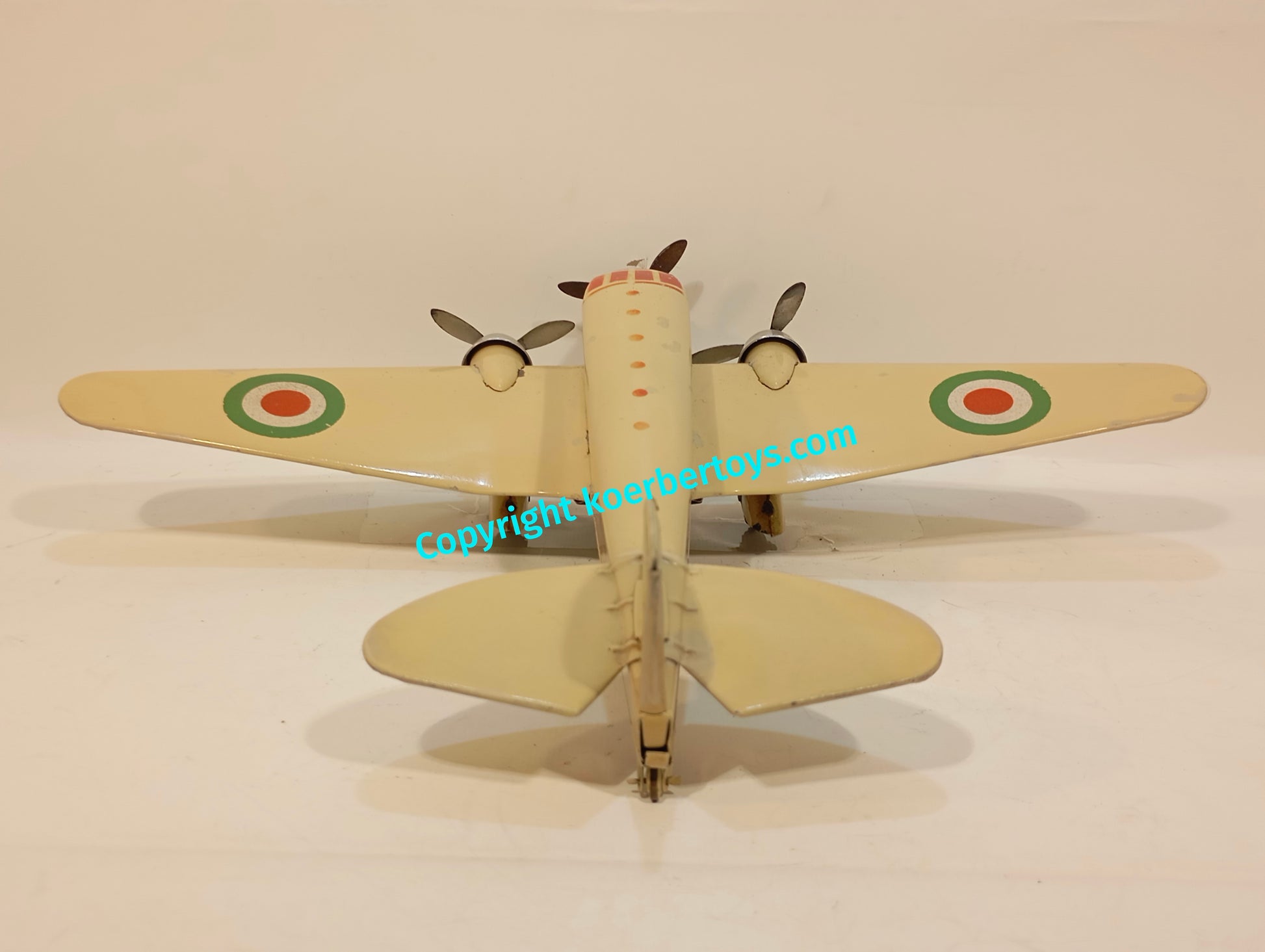 INGAP S81 Propeller Flugzeug aus den 40er Jahren