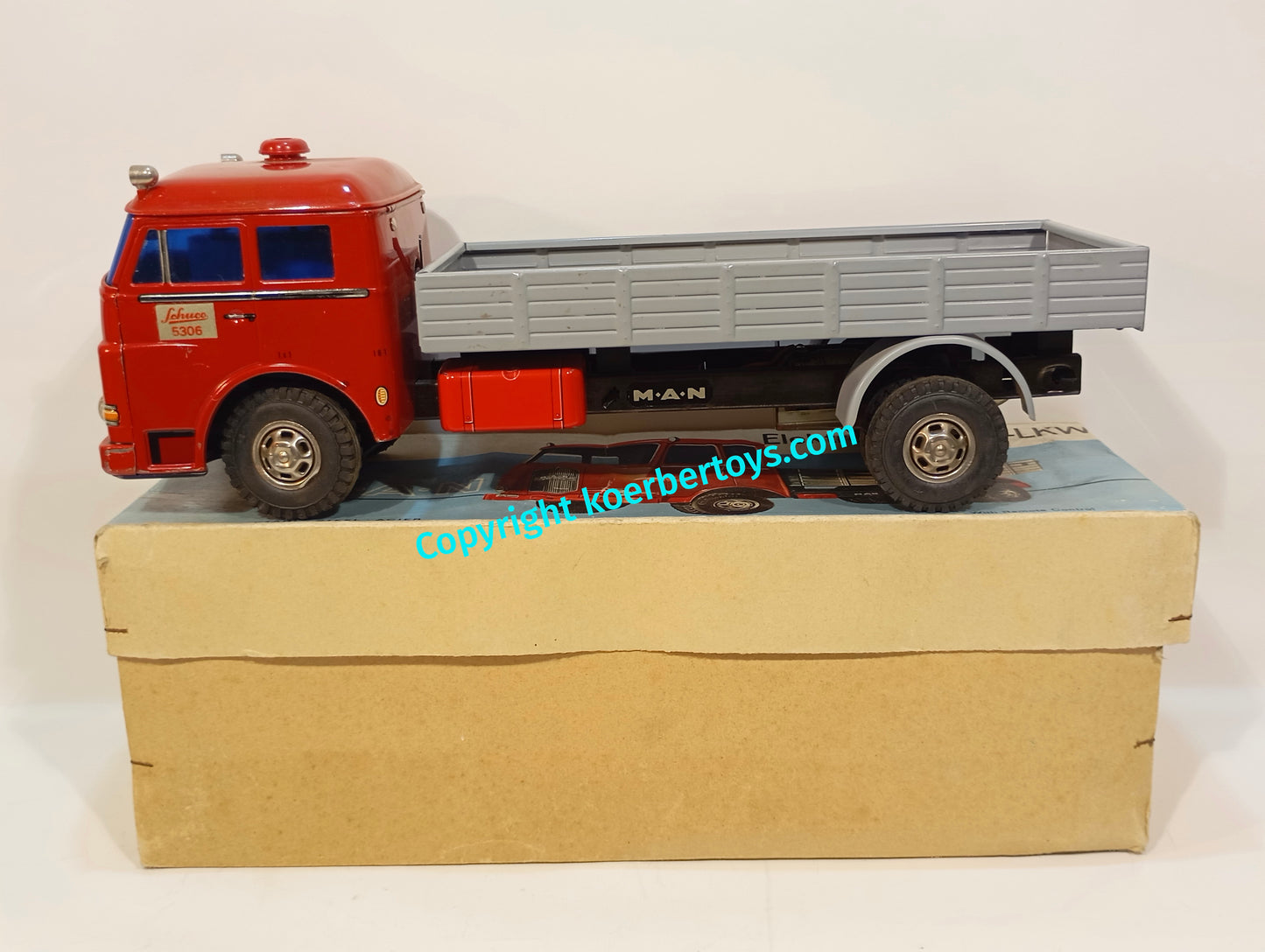 Schuco MAN Lkw 5306 im Originalkarton