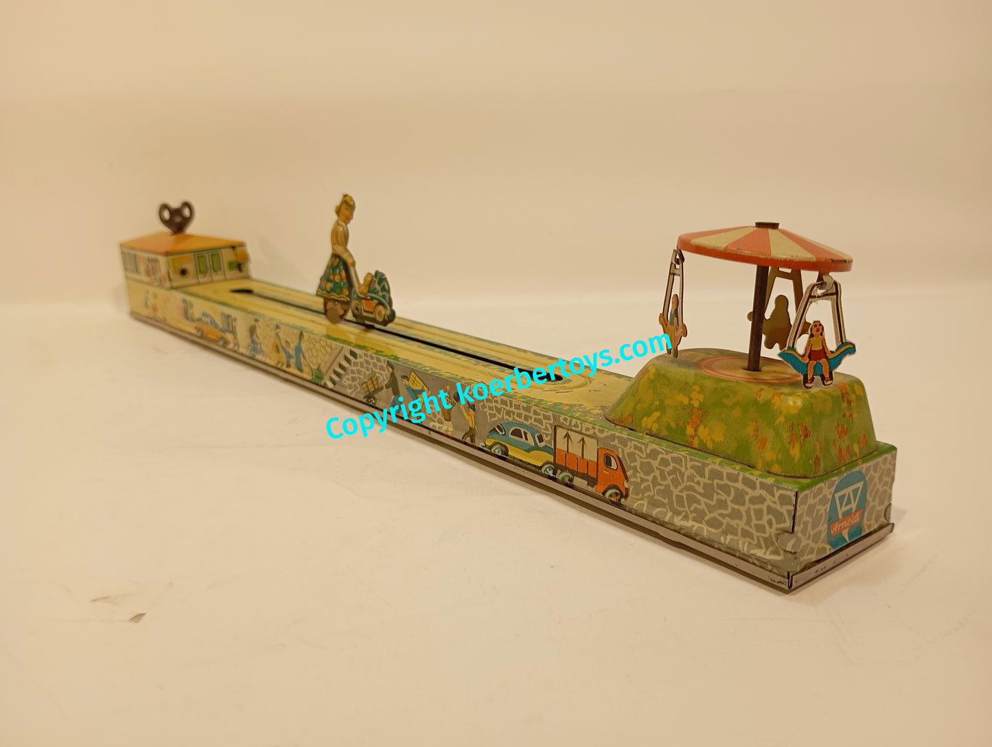 Arnold Wendebahn Amme mit Kinderwagen