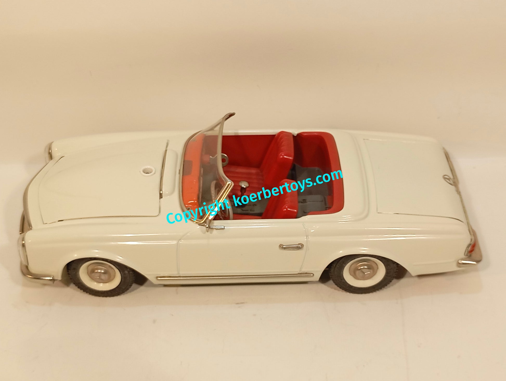 Schuco 5500 Real Mercedes Benz 230SL Pagode im Originalkarton