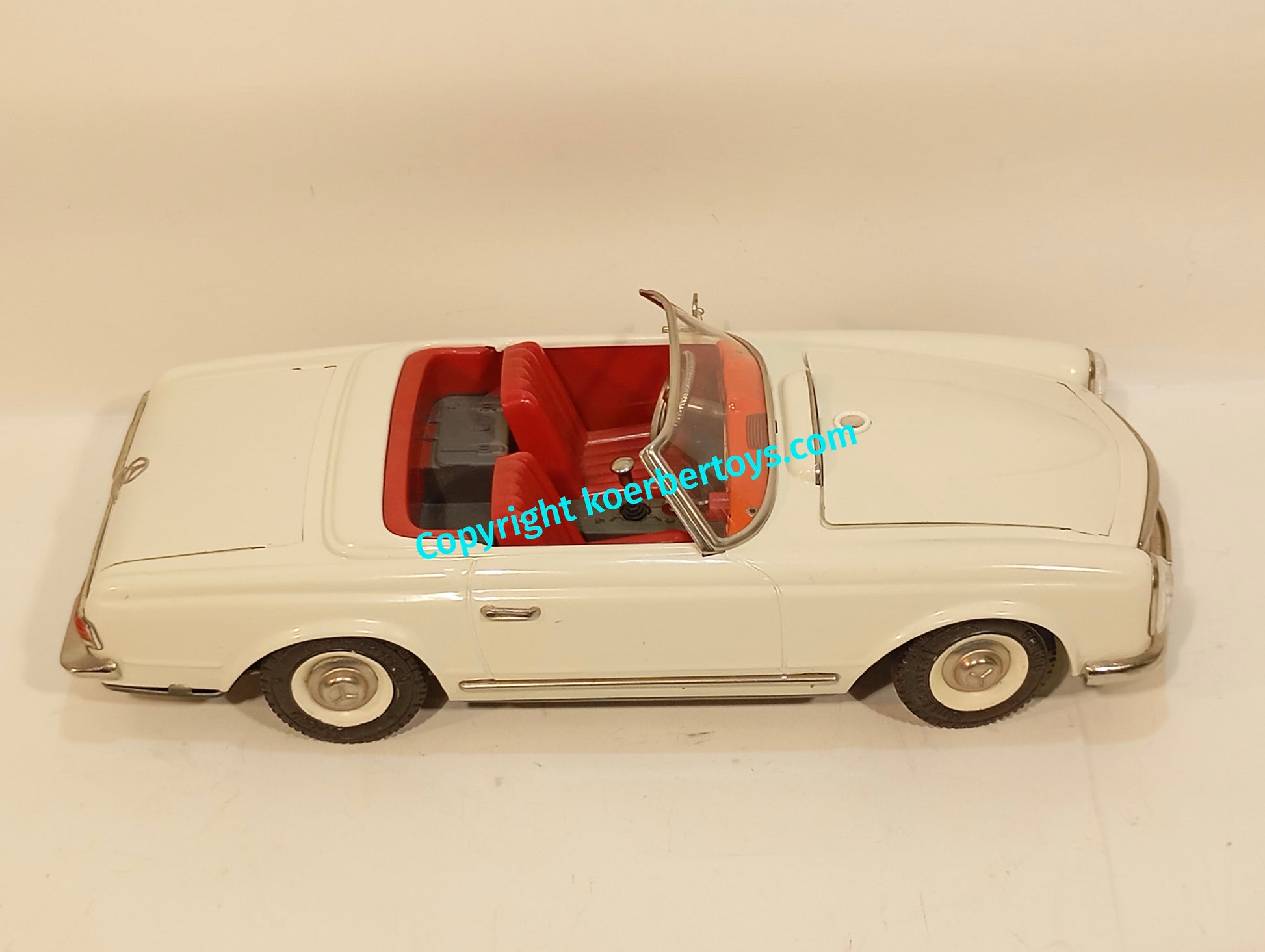 Schuco 5500 Real Mercedes Benz 230SL Pagode im Originalkarton