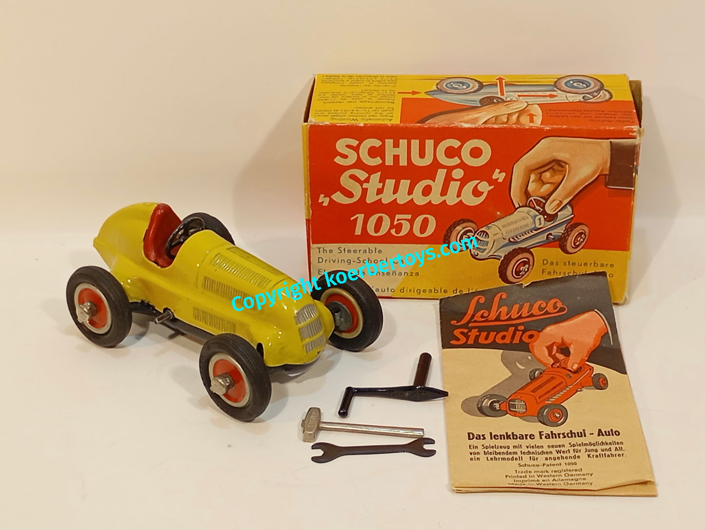 Schuco Studio 1050 Rennwagen im Originalkarton