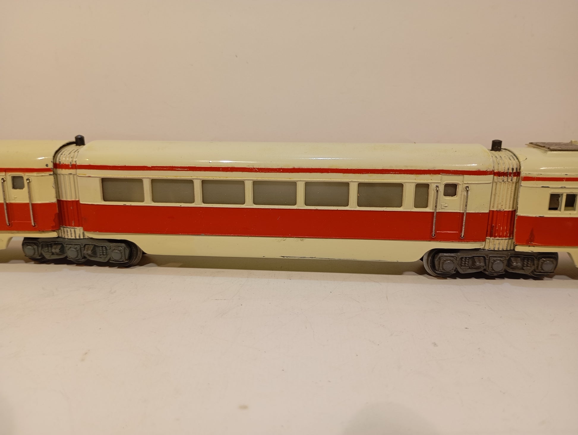 Märklin H0 ST 800 Triebwagen rot weiß im Originalkarton