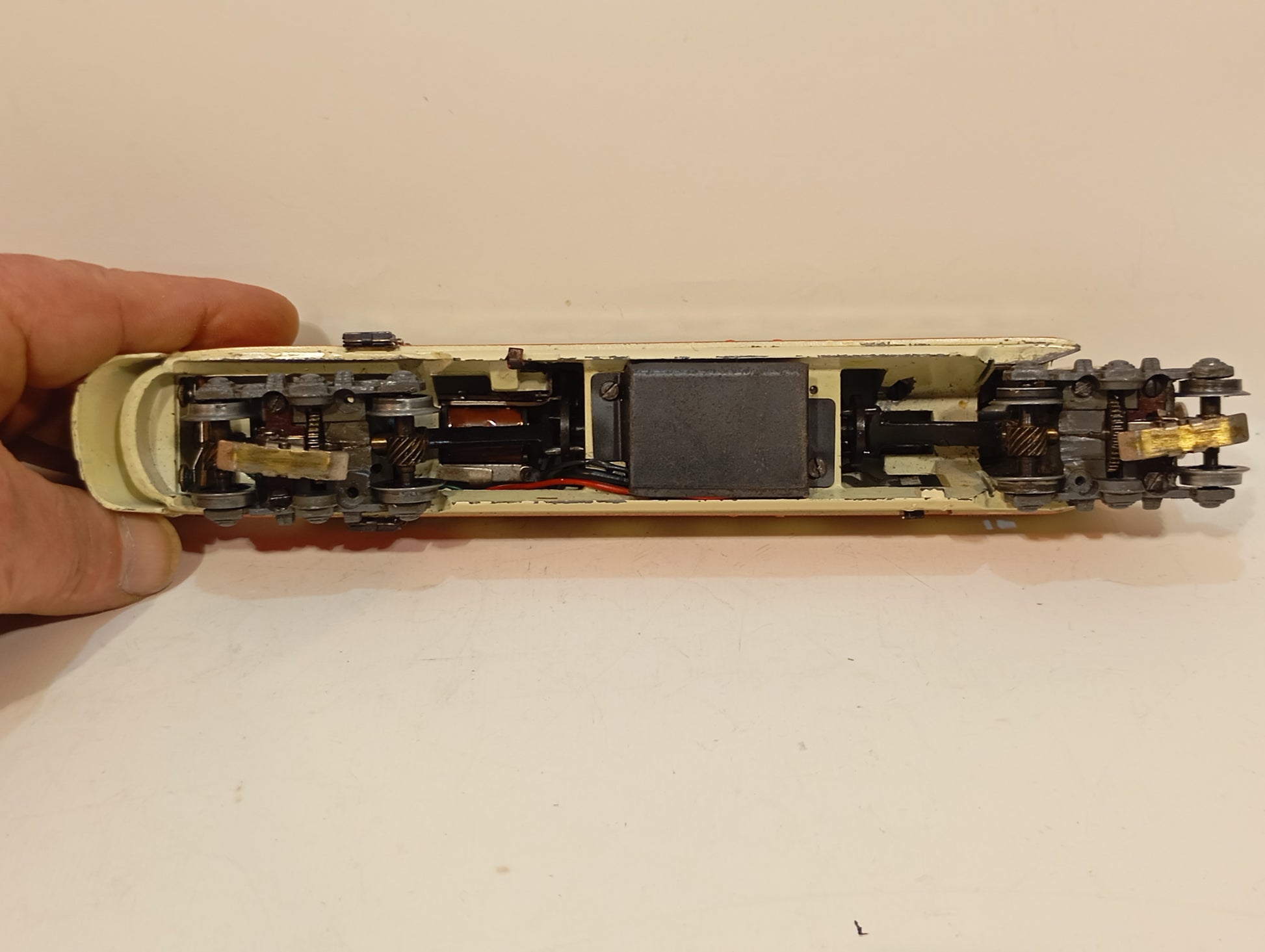 Märklin H0 ST 800 Triebwagen rot weiß im Originalkarton