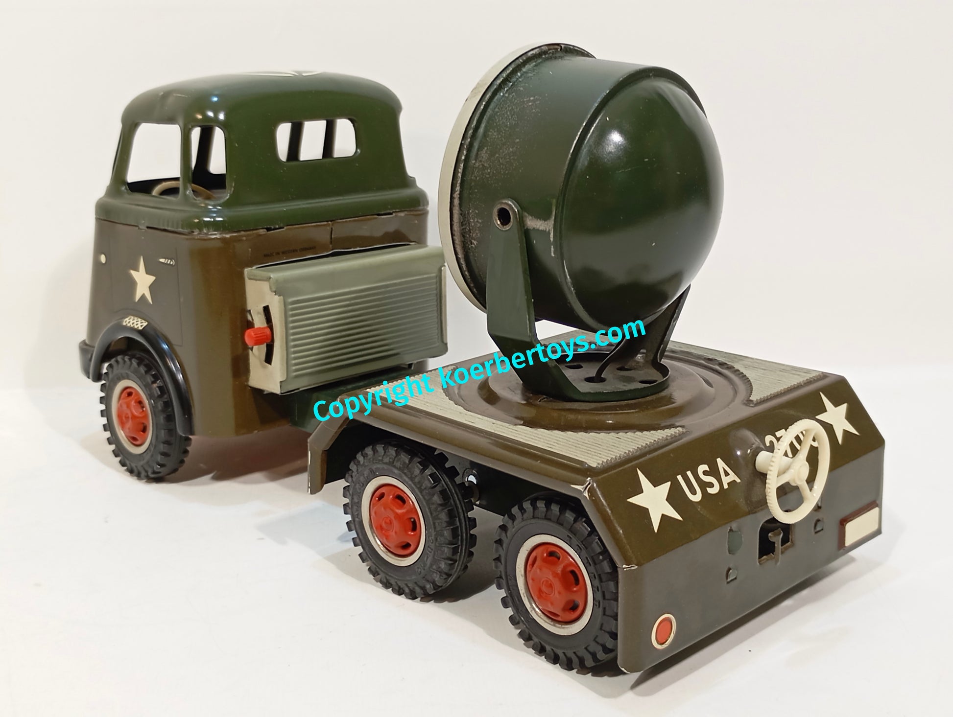 Arnold DAF LKW US Militär Version mit Scheinwerfer