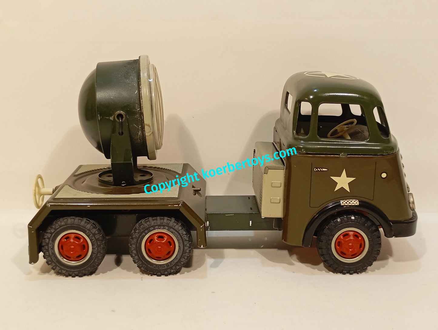 Arnold DAF LKW US Militär Version mit Scheinwerfer