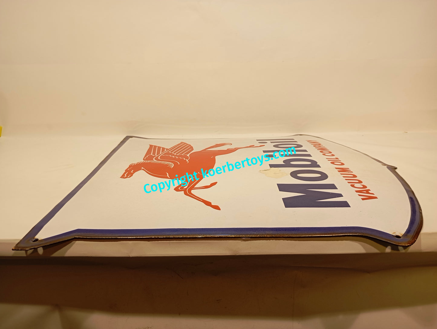 Emailschild Mobiloil von 1950