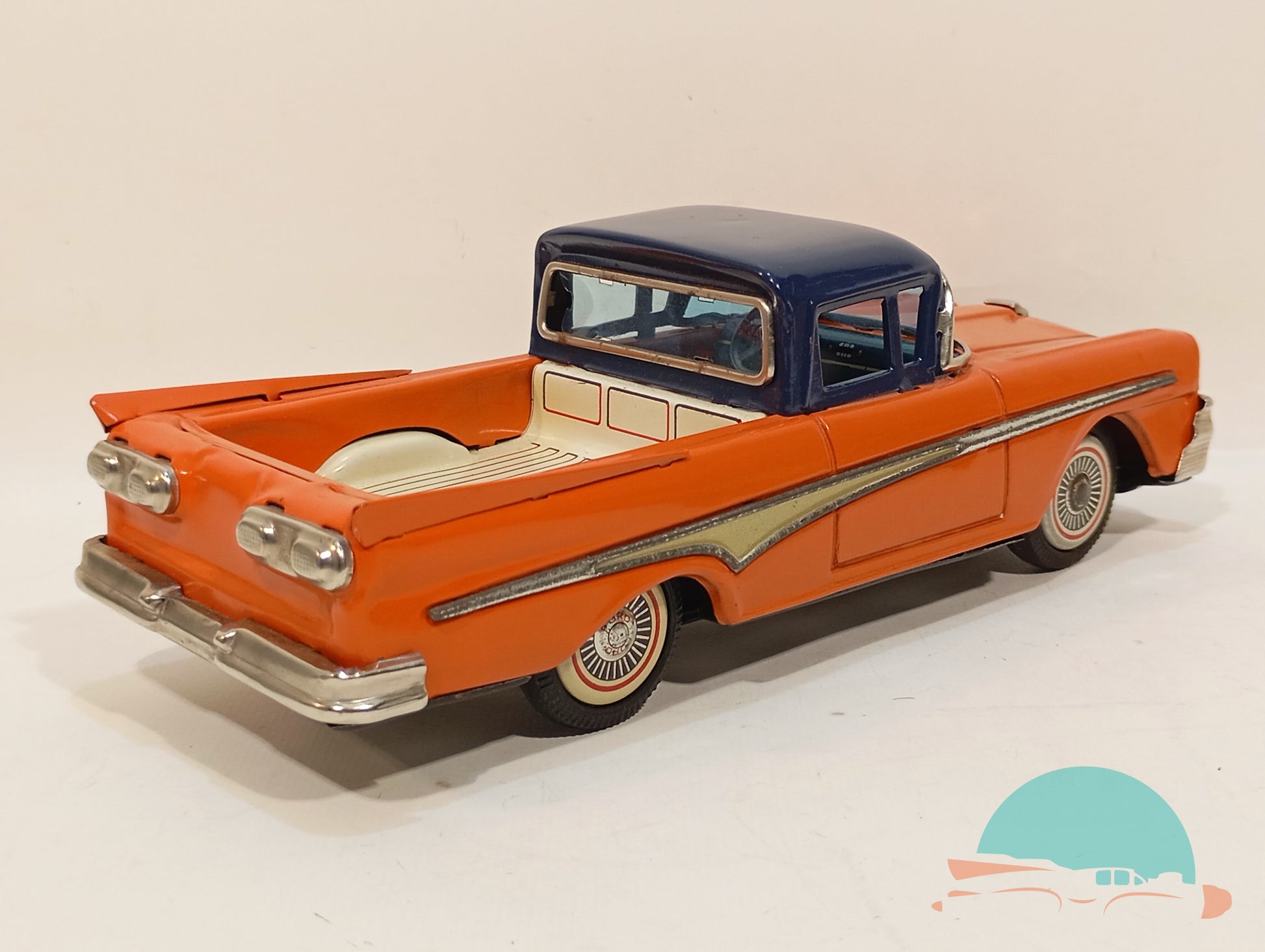 Bandai Ford Fairlane Pickup Nummer 583 im Originalkarton