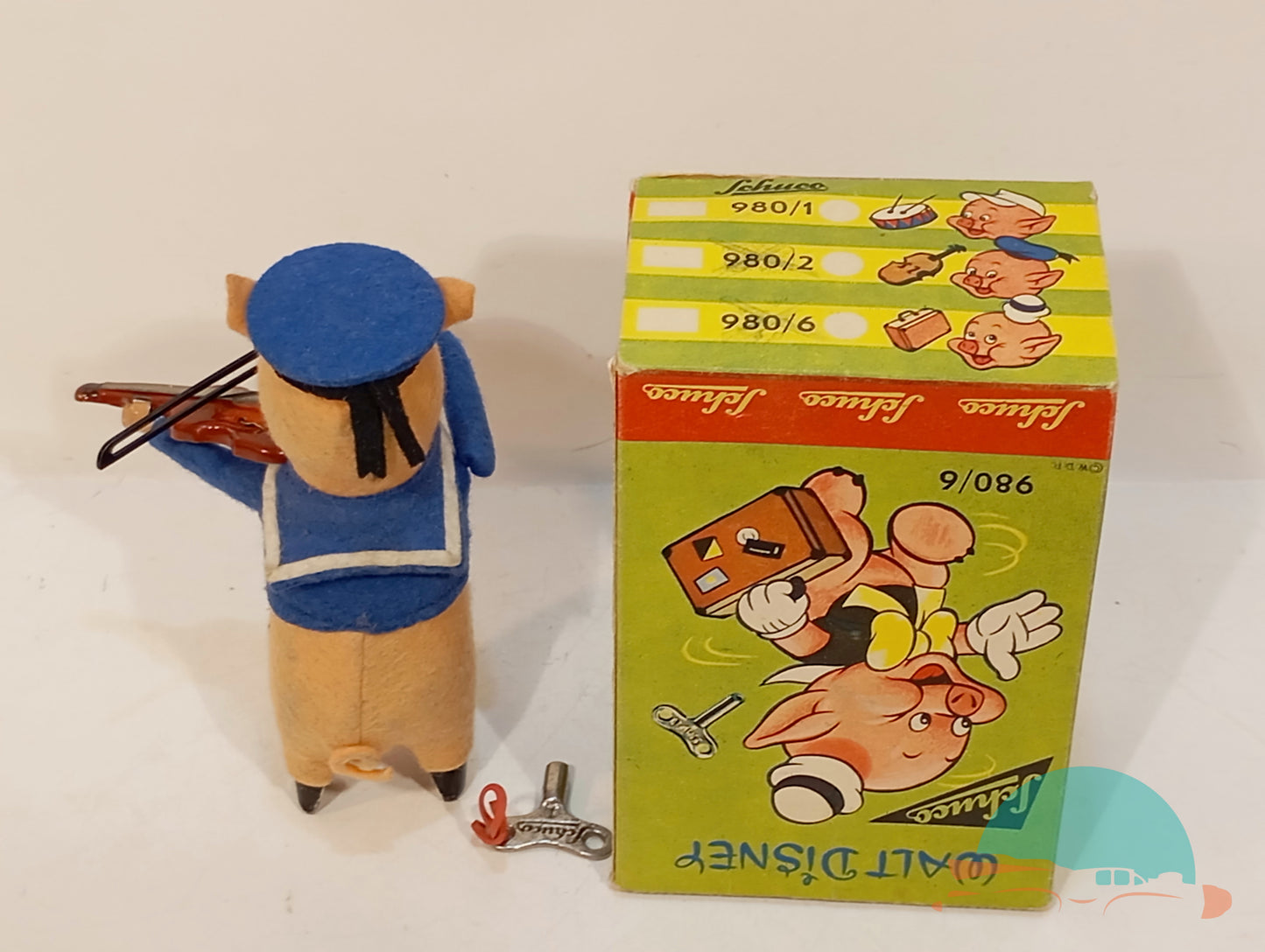 Schuco Tanzfigur 980 2 Schweinchen mit Geige im Originalkarton (75053)