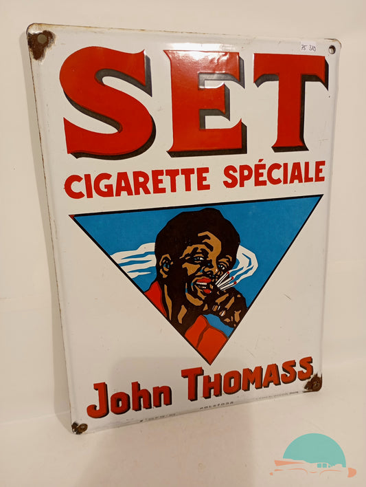 Emailschild John Thomass gekantet