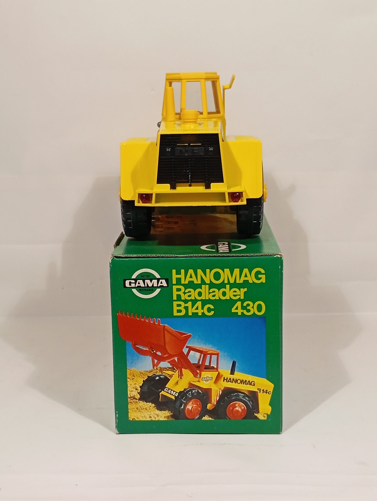 Gama Hanomag Radlader B14c im Originalkarton (75772)