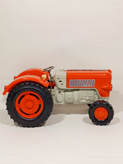 Gama Traktor 8015 im Originalkarton (75770)