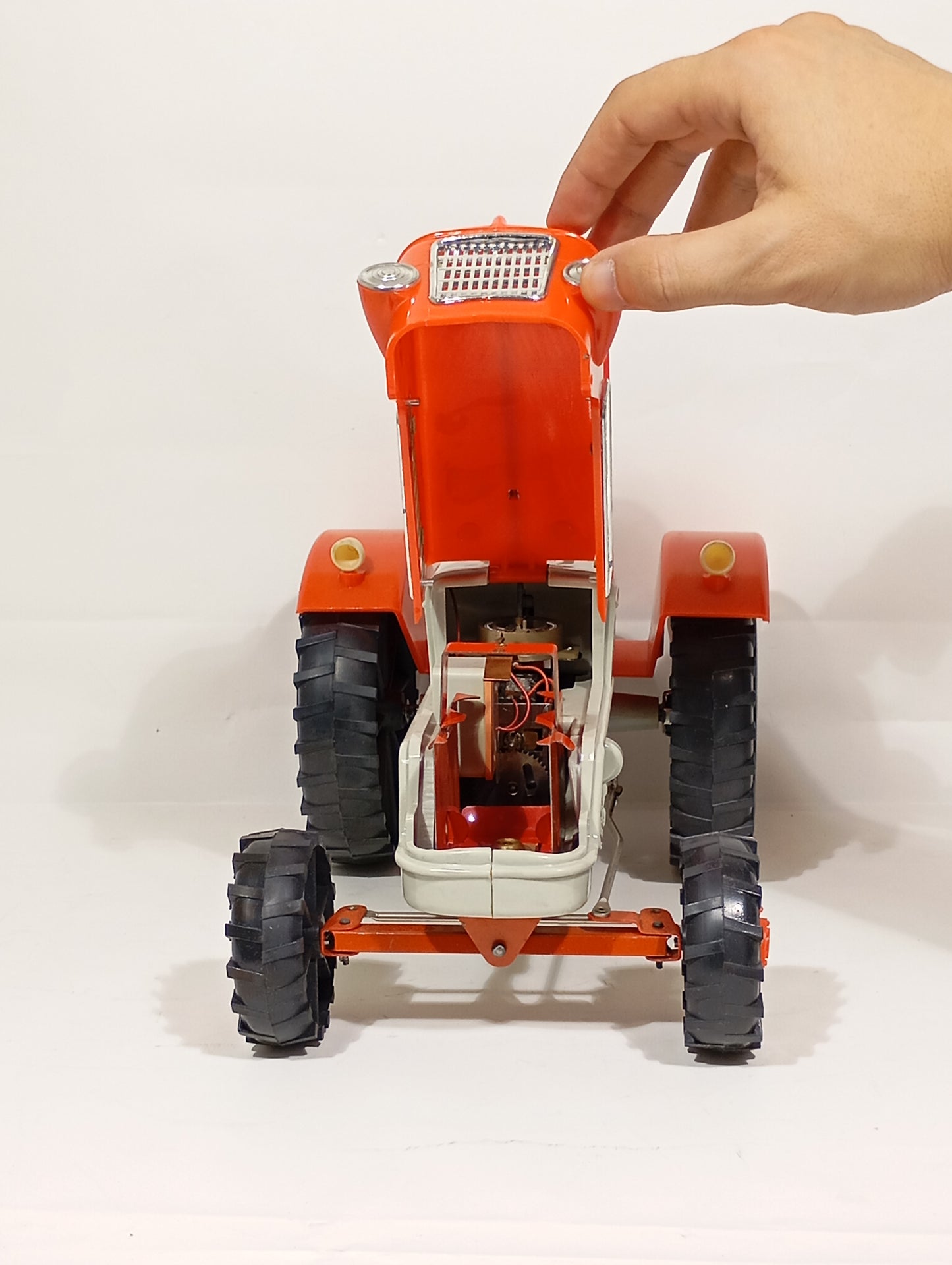 Gama Traktor 8015 im Originalkarton (75770)
