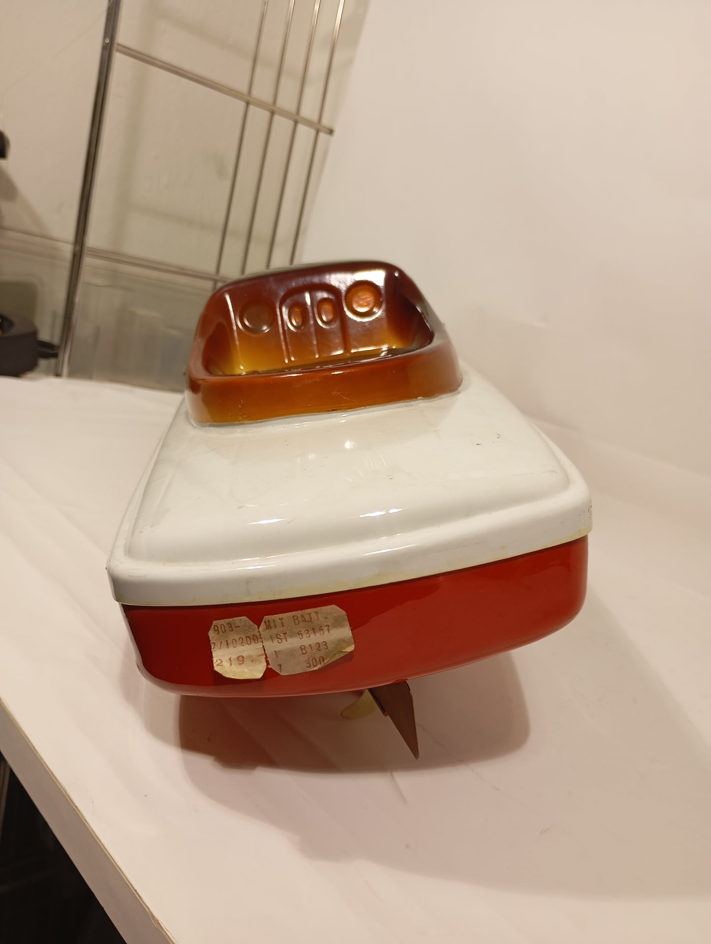 Arnold Rennboot im Originalkarton (75766)