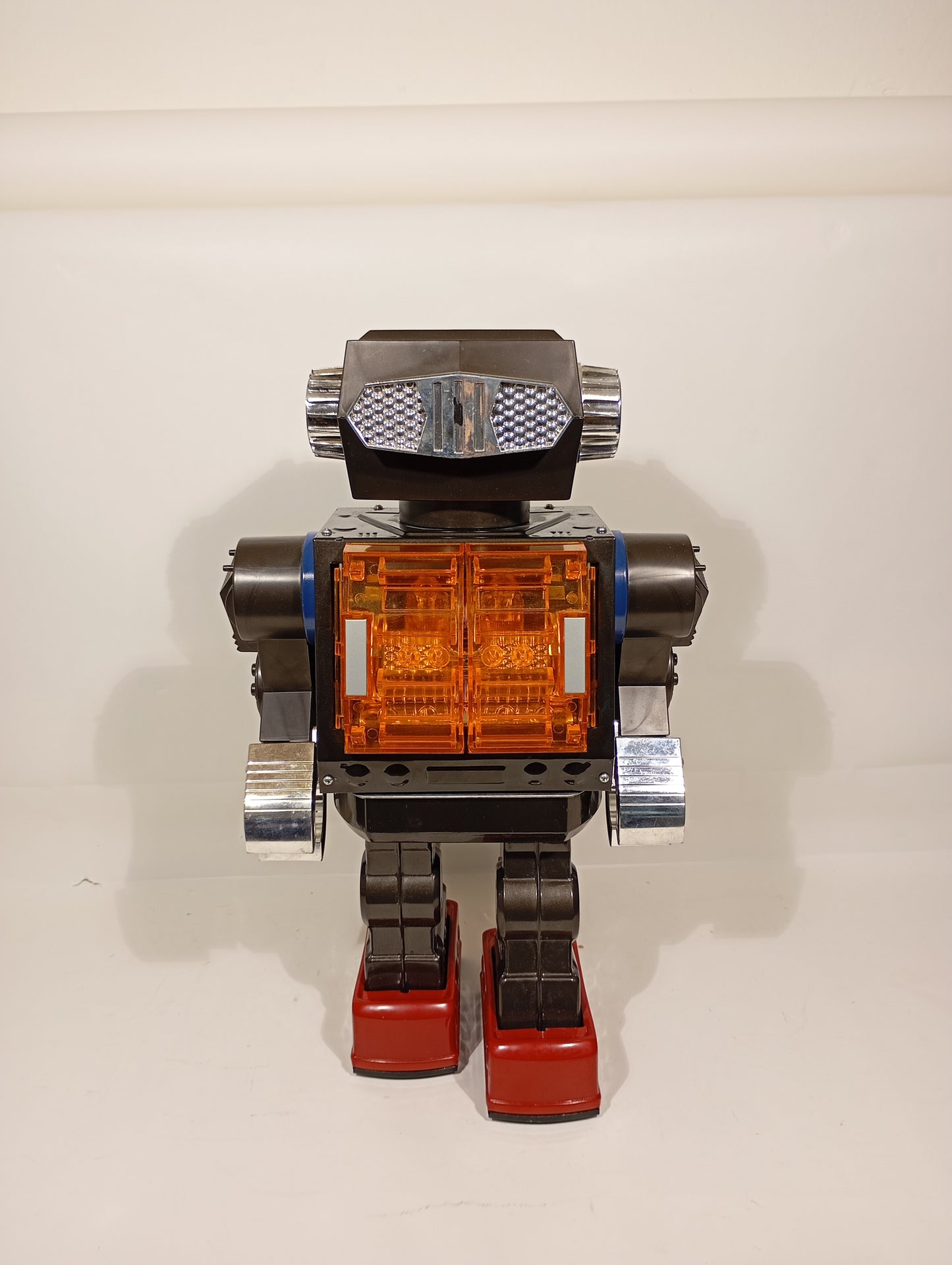 SH Gigant Robot im Originalkarton (75828)