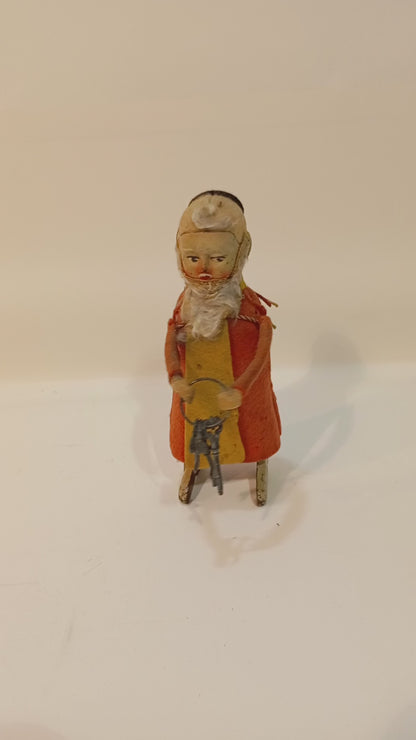 Schuco Petrus with Key Chain Dancing Figure (73454)