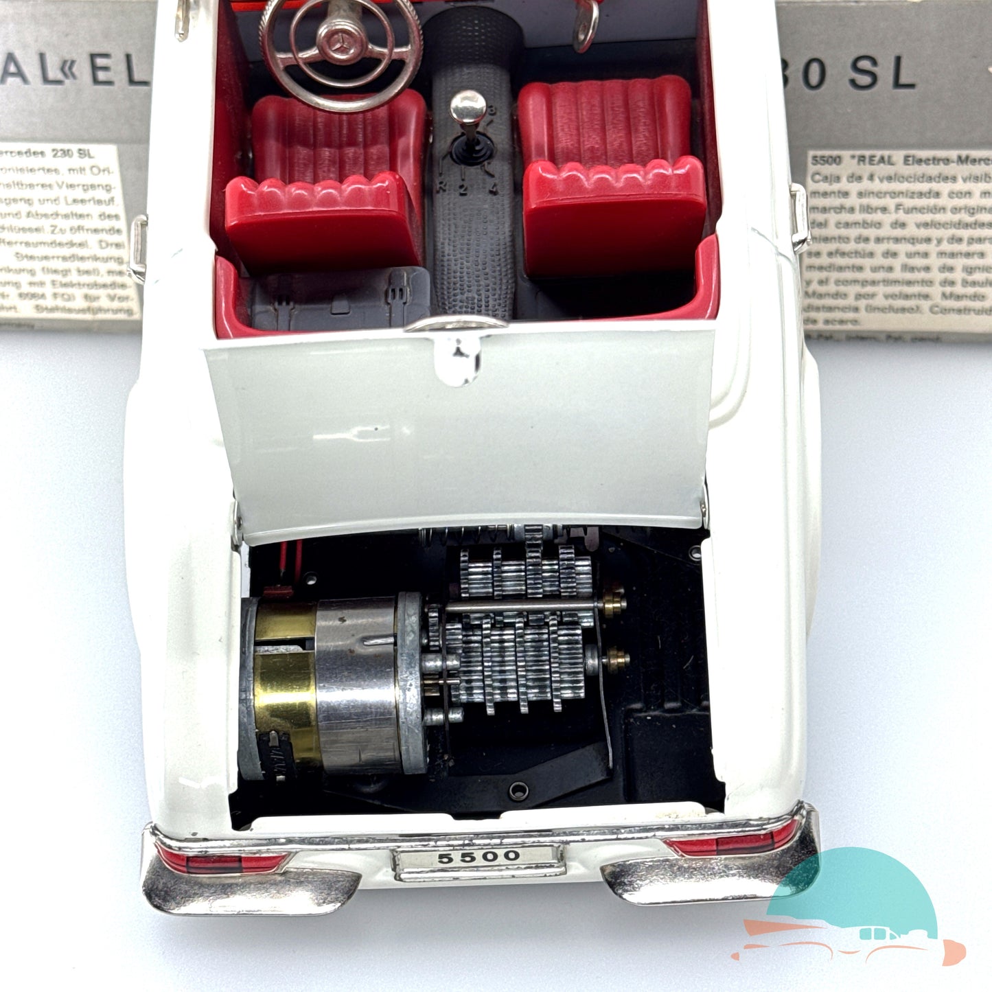 Schuco 5500 Real Mercedes Benz 230SL Pagode im Originalkarton (75030)